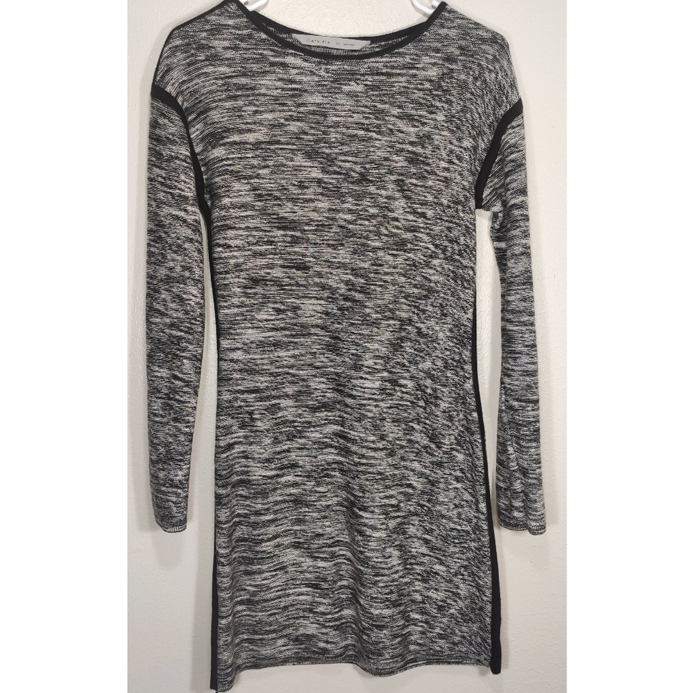 Athleta | Grey Long Sleeve Dress Size XS